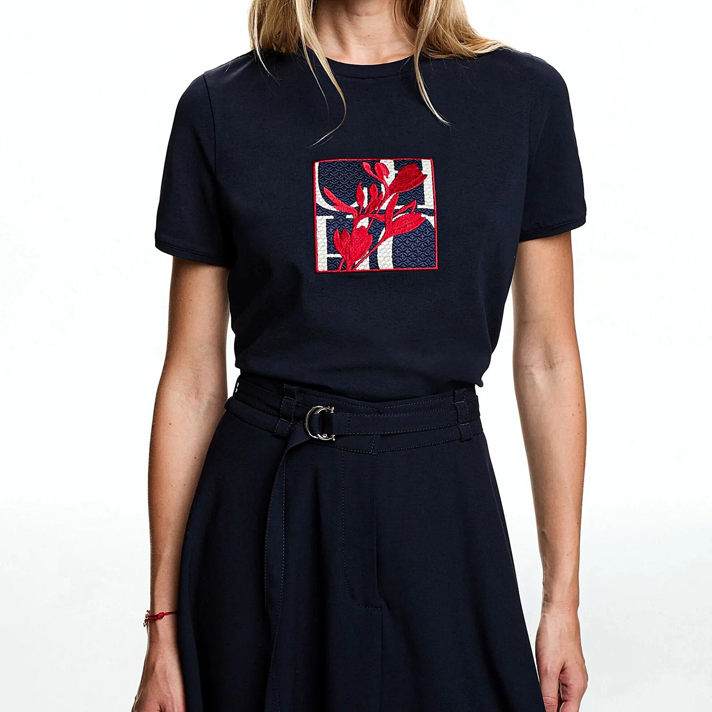 Women's Short Sleeve, Summer Cotton Embroidery Tee, O Neck