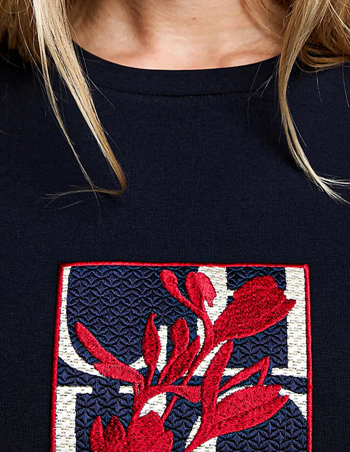 Women's Short Sleeve, Summer Cotton Embroidery Tee, O Neck